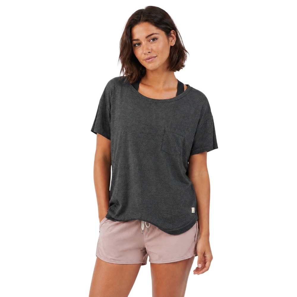 Vuori Women's Lux Performance Pocket Tee Charcoal Heather Est. Size Size M